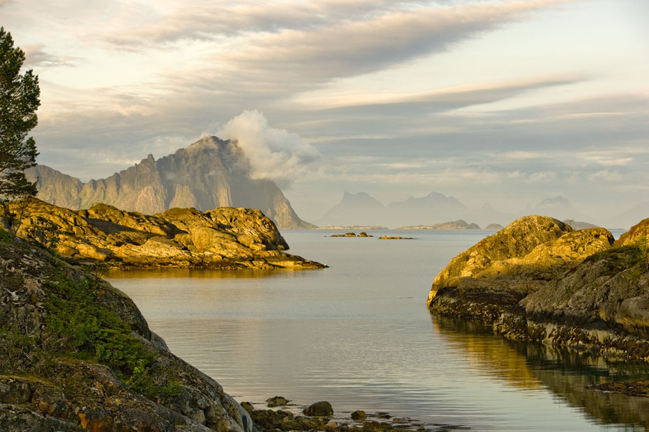 17__F7D0530.jpg - Kvällsljus i Kabelvåg.